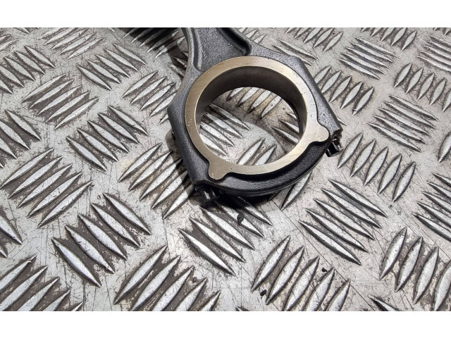 Píst 65100 Mercedes-Benz E W212 651.925