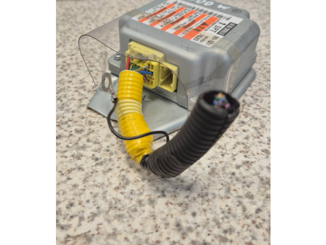 Блок подушек безопасности 3891076JD0, X6T47983   Suzuki Jimny