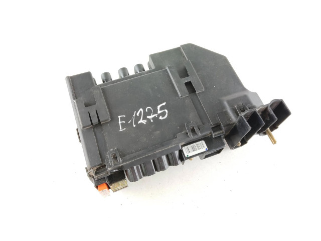 Pojistková skříňka 2215401350 Mercede-Benz S W221 2008