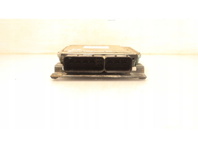 Блок управления двигателем Блок управления 0281013440   Volkswagen PASSAT B6