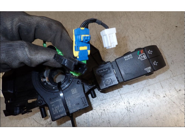 Подрулевой шлейф SRS 255677147R Dacia Sandero