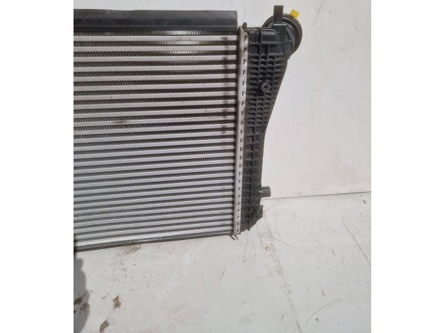 Интеркулер  1K0145803T   Volkswagen Touran I 