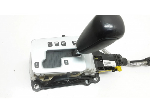 Механизм переключения передач (кулиса) (в салоне)