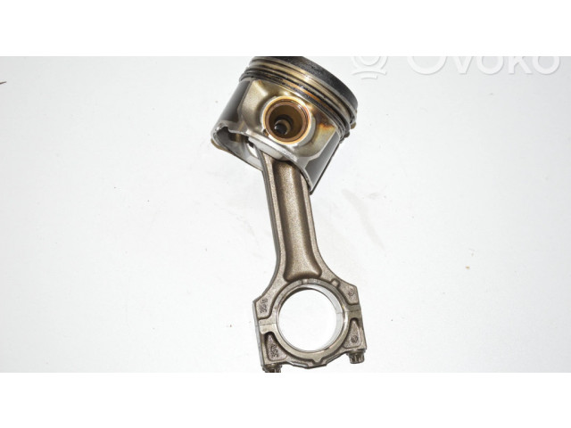 Поршень с шатуном BMW X5 E53 для дизельного двигателя 2.0