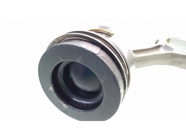 Píst N580, 038J Audi A4 S4 B8 8K pro naftový motor 2.0 cgl