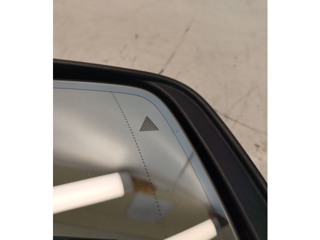 Зеркало электрическое Jeep Grand Cherokee 2010 - 2021 года