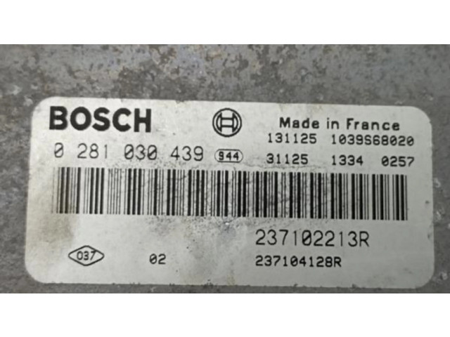 Блок управления двигателя 237102213R Dacia Dokker