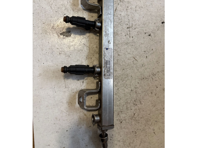 Топливная рампа 4M5G9D280DB, 060929C   Ford Mondeo Mk III  