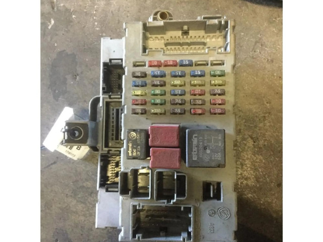 Pojistková skříňka Fiat Punto (188) 1999