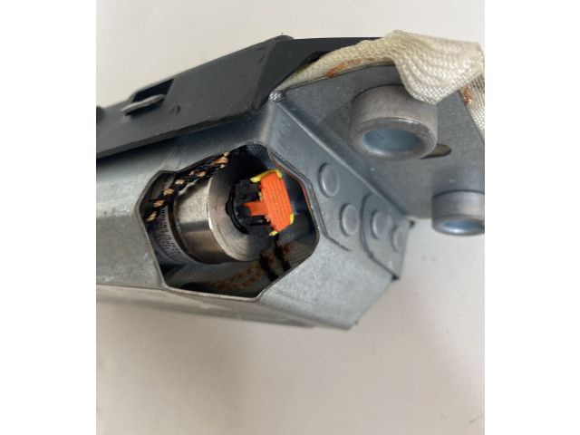 Подушка безопасности для колен 06700081630 Maserati Ghibli