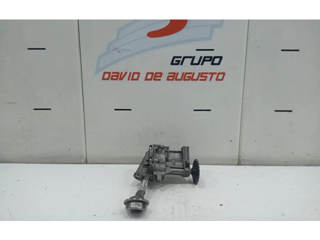 Масляный насос  K9KE8 02012111, 8200307174  Dacia Duster 