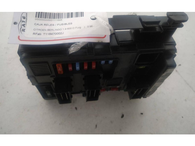 Блок предохранителей T118470002J Citroen Berlingo