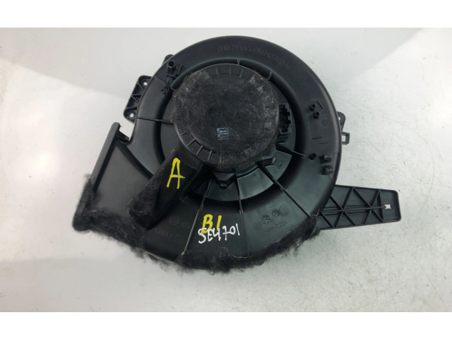 Вентилятор печки    6R1819015A   Skoda Fabia Mk3 (NJ)