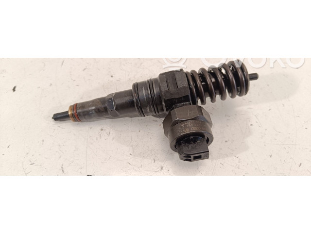 Vstřikovač 038130073F Volkswagen Passat Alltrack AJM