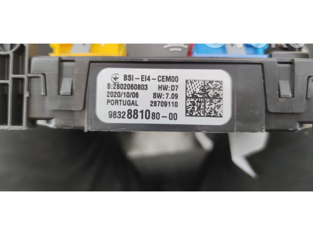 Блок предохранителей 9832881080 Peugeot 2008 II