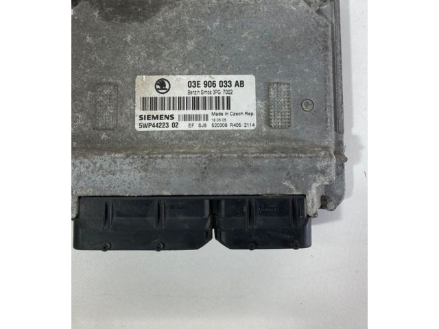 Блок управления двигателя 03E906033AB Skoda Fabia Mk1 (6Y)