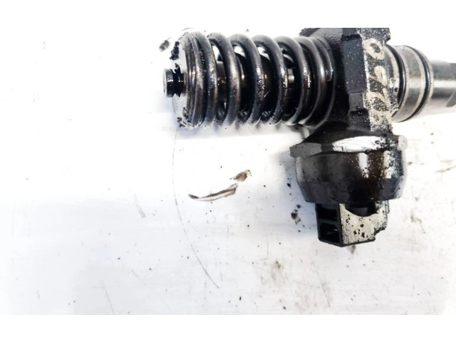 Vstřikovač 038130073br, 0414720232 Volkswagen Caddy