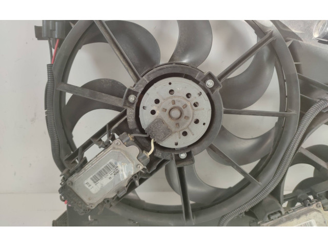 Вентилятор радиатора 30792924, 035104003 Volvo V70