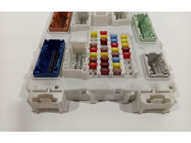 Блок предохранителей  f1dt14a073df   Ford Transit -  Tourneo Connect    