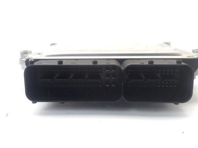 Блок управления двигателя 3910003045   Hyundai i10