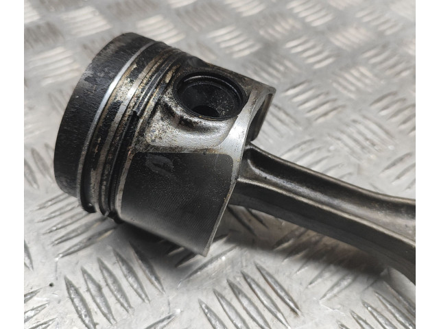 Píst 03G107065C, 038105401J Seat Leon (5F) CEGA