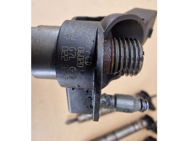 Vstřikovač 059130277, 059130277CC Audi A8 S8 D4 4H