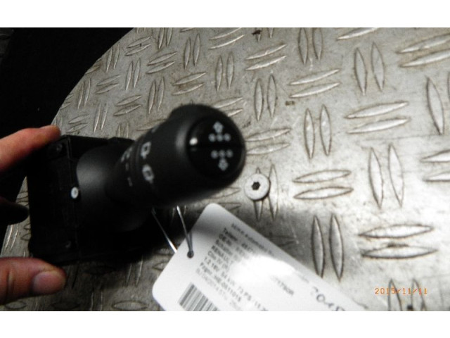 Переключатель дворников 256071790R   Renault Clio IV