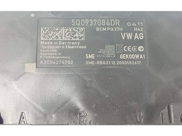Блок управления 5Q0937084DQ, 5Q0937084DR   Skoda Karoq