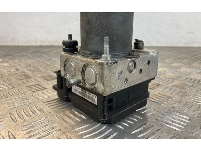 Блок АБС 445400F020, 05091412310   Toyota  Corolla Verso AR10  2004 - 2009 года