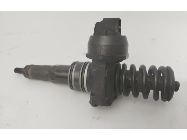 Форсунка 038130079TX    Volkswagen Caddy   