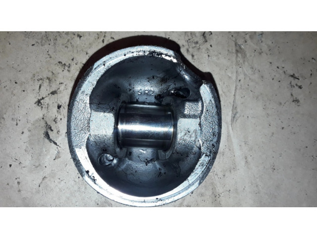 Píst SR2 Dodge Avenger pro naftový motor 2.0