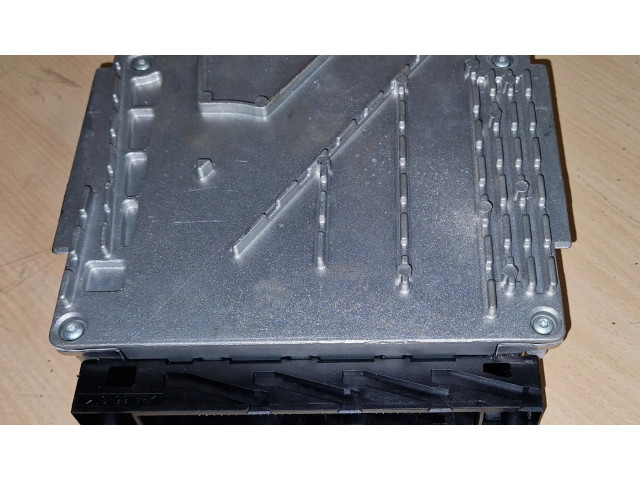 Řídící jednotka 08675760 Volvo V70 2004