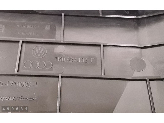   Pojistková skříňka 1k0937125a, 017183071   Volkswagen Tiguan 2008