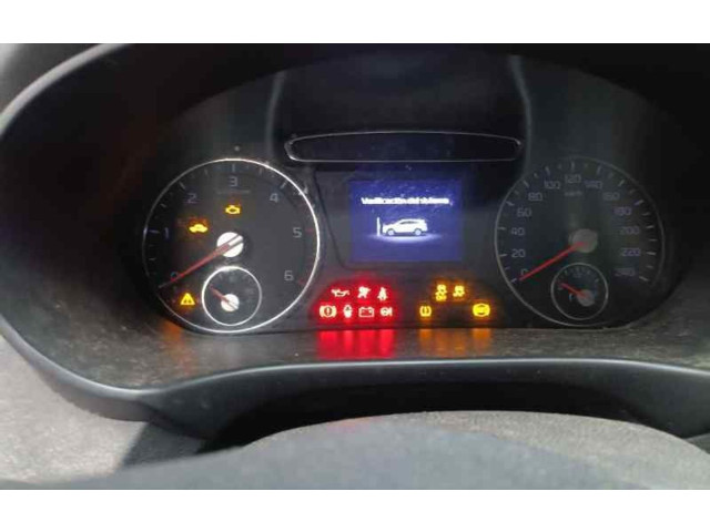 Спидометр (приборный щиток) 94003C5620, E3-A3-40-3    KIA Sorento  D4HB 