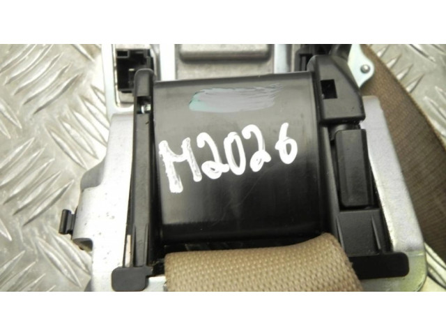 Передний ремень безопасности