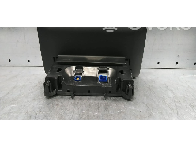 Дисплей    A2059004113, A2059001713   Mercedes-Benz GLC C253