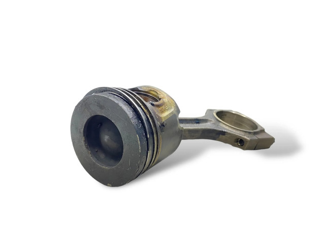 Píst 0840BB, N47D20A   BMW 3 E92 E93  pro naftový motor 2.0 N47 D20 A D