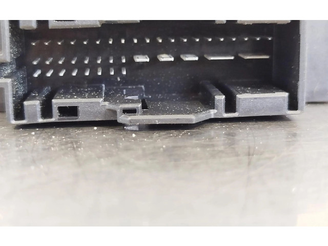 Řídící jednotka 6135914719601 BMW 1 E81 E87 2008