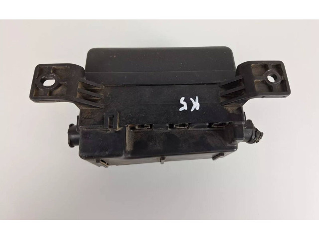 Pojistková skříňka 0K53A67BX1 KIA Carnival 2005