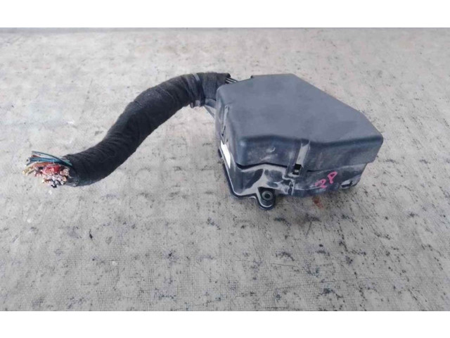   Pojistková skříňka 8D1941824   Audi A4 S4 B5 8D 