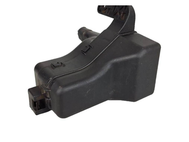 Блок предохранителей 8274113020 Toyota Corolla Verso AR10