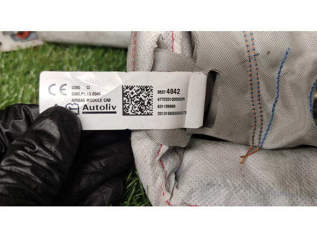 Боковая подушка безопасности 95374842, 631159969 Chevrolet Spark