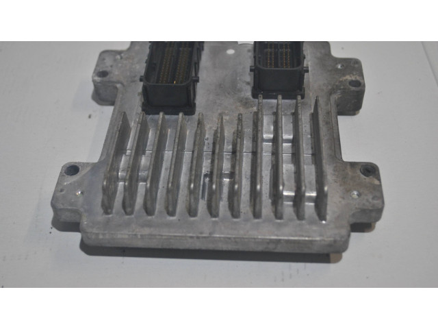 Блок управления двигателя 12638732, 12636386   Opel Meriva B