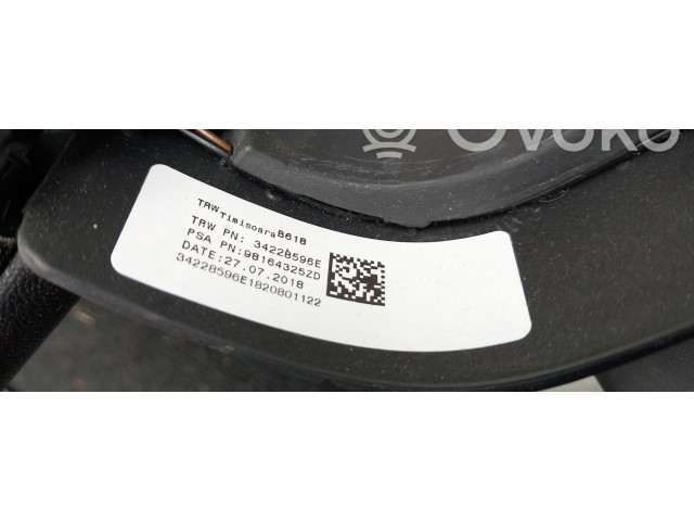 Руль Citroen C3 Aircross 2017 - года 98164325ZD