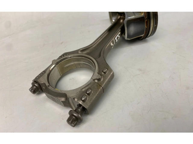  Поршень с шатуном DNUE 02606LJ1, 4202606LJ1  Audi A3 S3 8V  