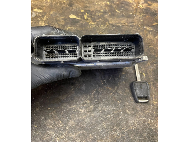 Řídící jednotka 55193968, 0281011914 Opel Vectra C 2004