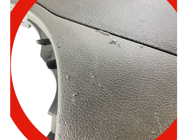 Подушка безопасности для колен P1XH71DX9AB, 68189156AA Jeep Grand Cherokee