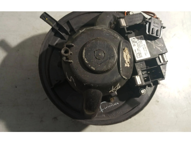 Вентилятор печки    3C0907521D, 997211A   Volkswagen Touran I