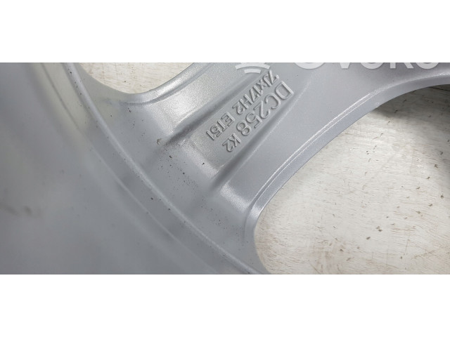 Vstřikovací lišta Mercedes-Benz Vito Viano W447