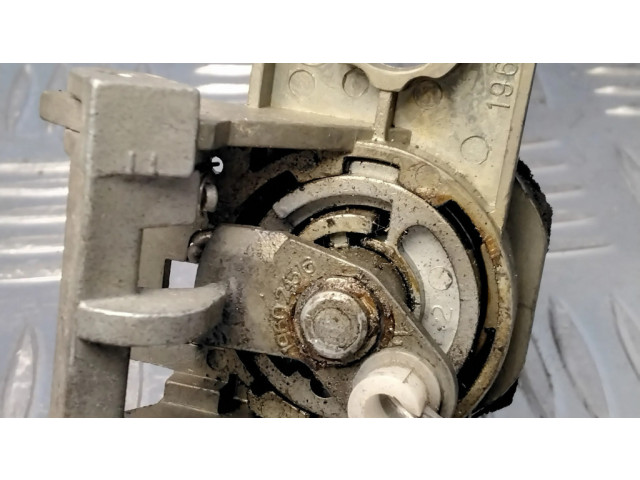 замок багажника 1960245, 5124 BMW 3 E36 1991-2000 года